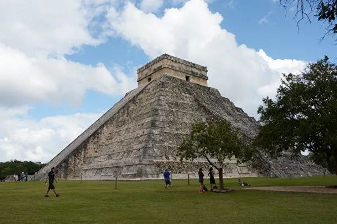 "Портал в другой мир". Для чего древние майя возводили пирамиды