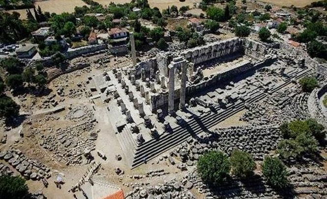 Загадочный храм Аполлона в Турции