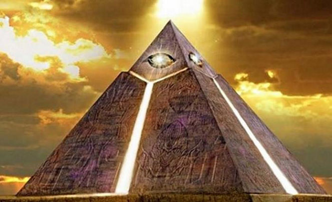 Знак Всевидящего Ока на Египетских пирамидах