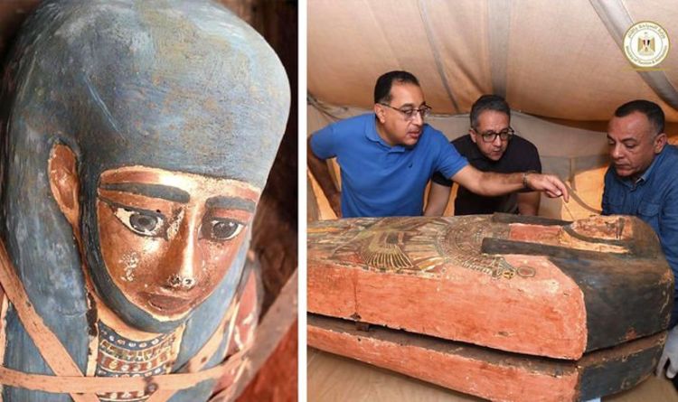 Археология Египта: в некрополе Саккара обнаружено «огромное количество» древних саркофагов