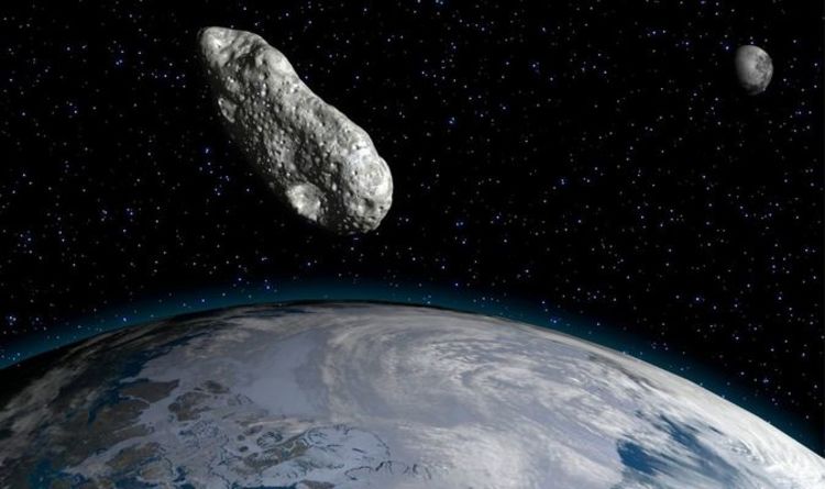 Новости об астероидах: космический камень проносится мимо Земли ближе, чем ЛУНА
