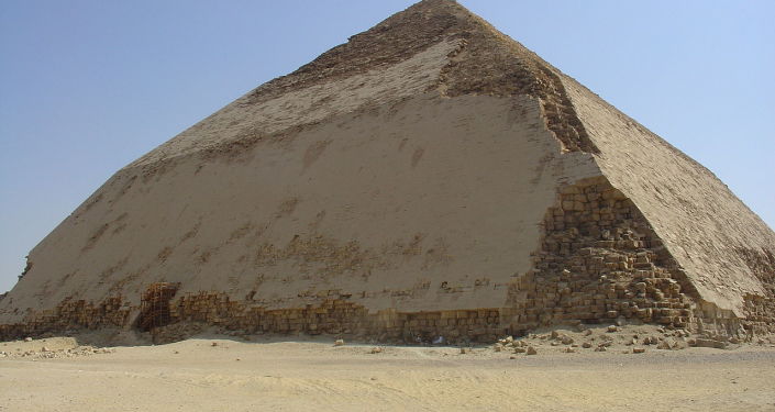Ошибка во время строительства пирамид в Египте проливает свет на тайну эволюции древних методов