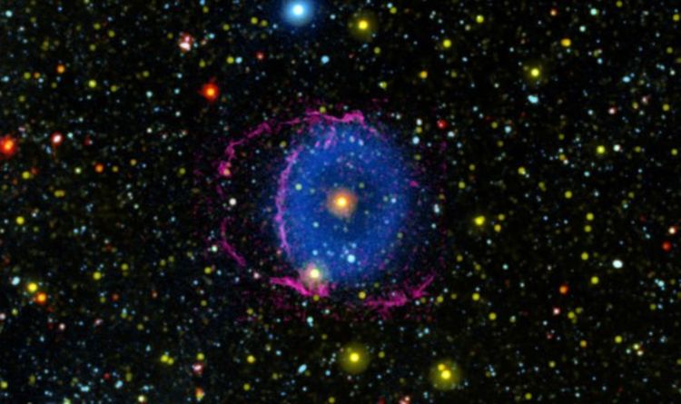 НАСА раскрывает тайну «недостающего звена» 16-летней давности в туманности Голубое кольцо