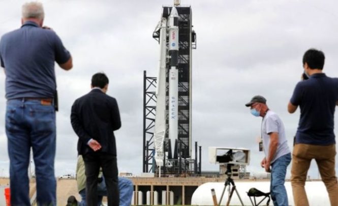 Запуск SpaceX: NASA и SpaceX задерживают запуск из-за плохой погоды