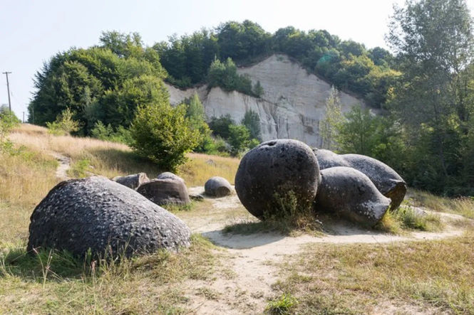 Трованты: древние и загадочные «живые камни» из Румынии