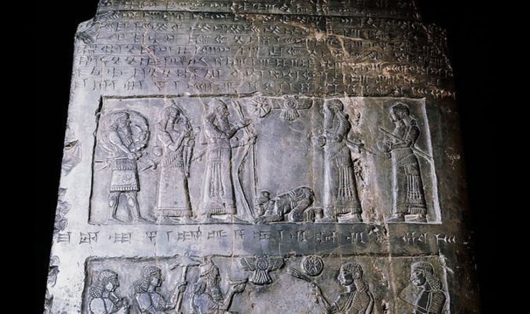 Обнаружение 2 800-летнего Черного обелиска подтверждает точность Библии, утверждает эксперт