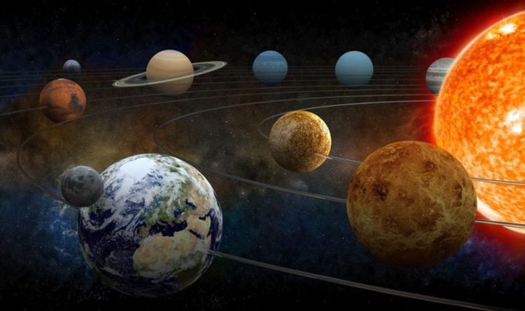 Юпитер, Сатурн и Меркурий сегодня вечером собираются образовать редкое соединение: Как увидеть планеты