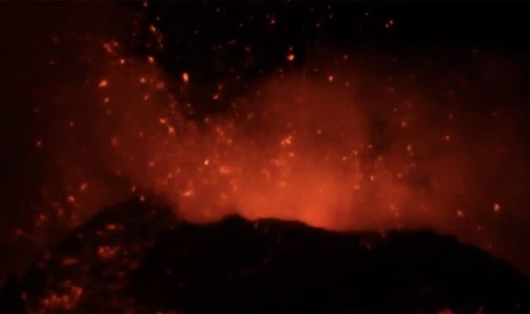 Новости вулкана Этна: Мощные извержения лавы вызывают «новый раскол» в летучем кратере 