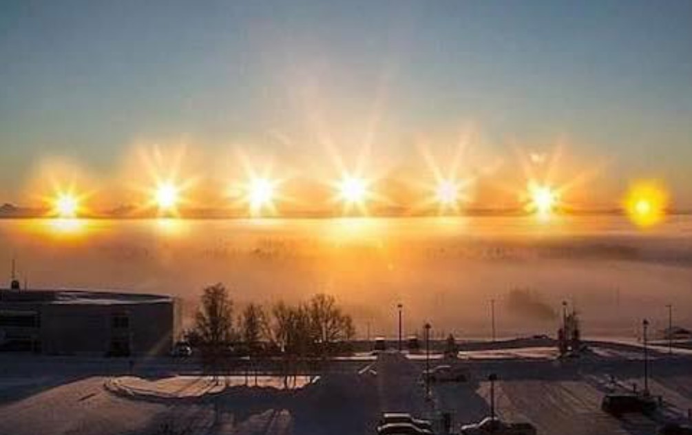 Солнце недавно взошло в Уткиагвике, Аляска (бывший Барроу), впервые за 2 месяца!