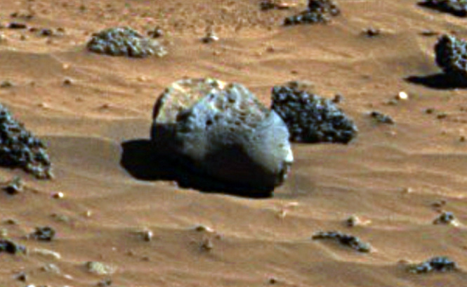 Статуя инопланетянина найдена на Марсе - фото Spirit Rover