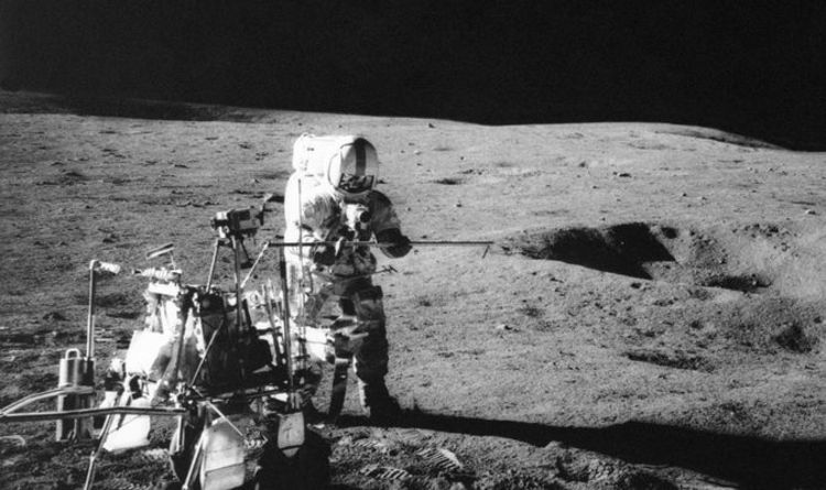 НАСА отмечает 50-летие с тех пор, как астронавт впервые сыграл в гольф на Луне 