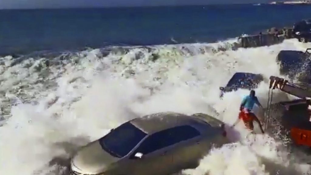 гигантская приливная волна в венесуэле видео