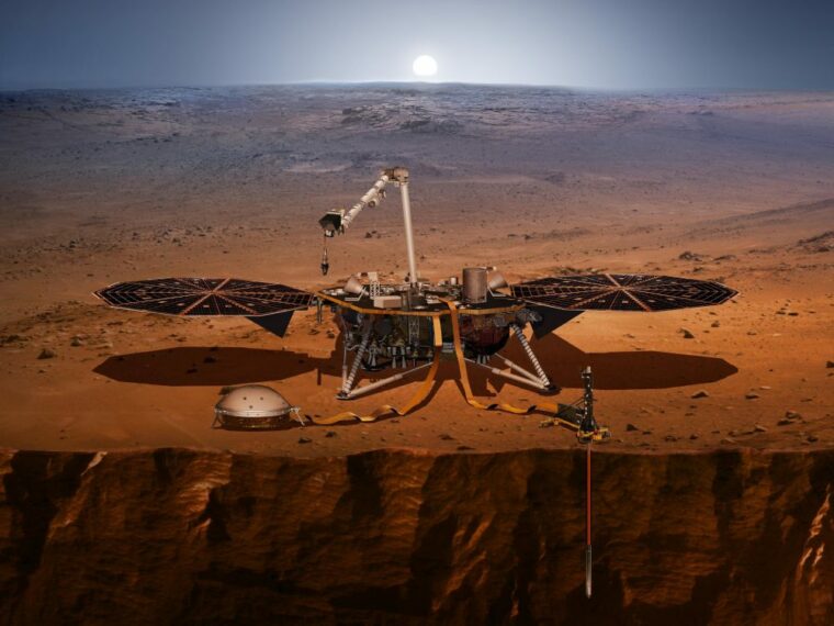 Посадочный модуль НАСА измеряет Огненные Недра Марса