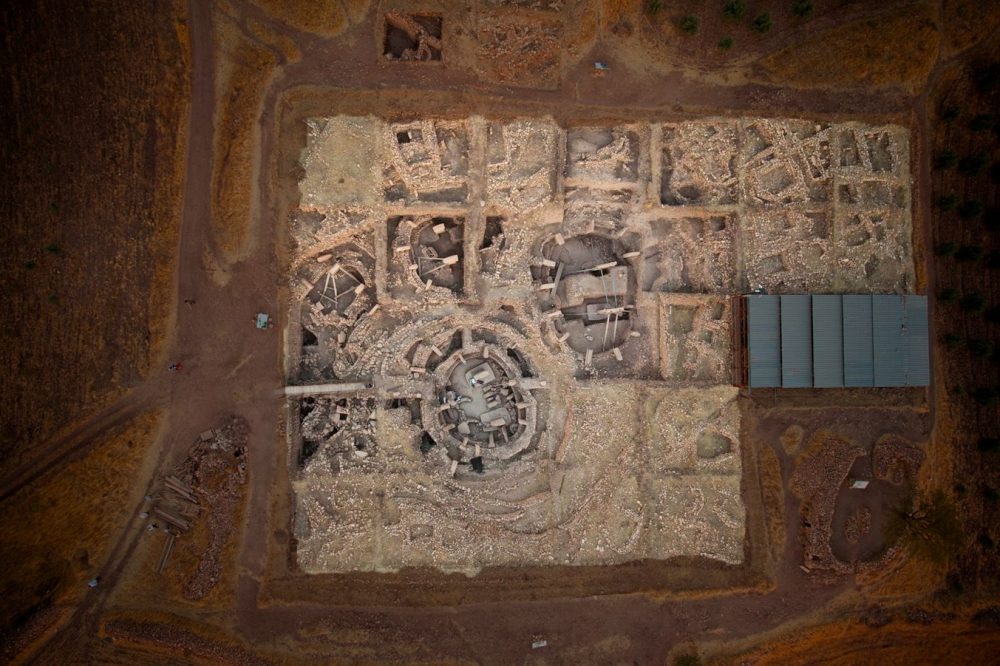 Вид с воздуха на мегалитический комплекс. Фото: Проект Гобекли-Тепе / ЮНЕСКО