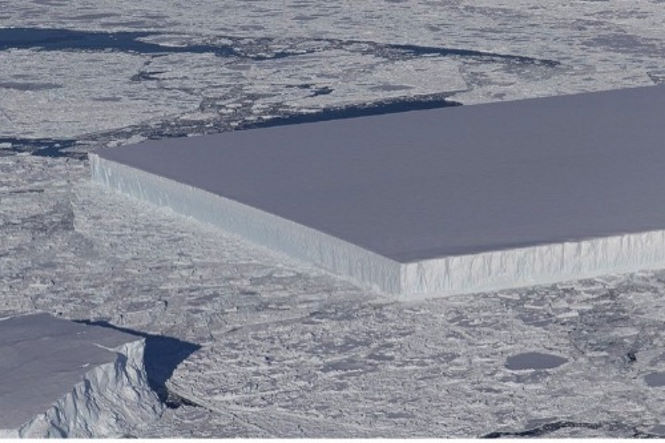 Антарктида – это защитная крышка над главной базой инопланетян?