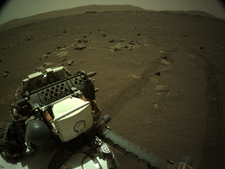 Потрясающие кадры с Марса показывают, что Красная планета не бесплодна