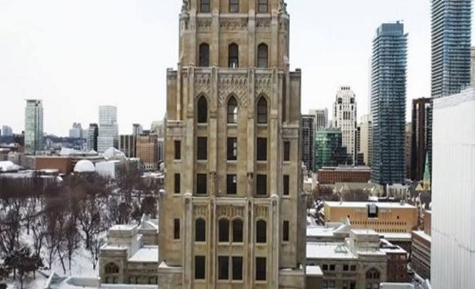 Башня привидений в Торонто