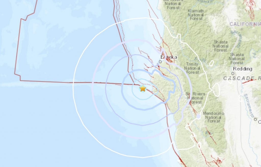 Землетрясение M4.4 в 27 км к западу от Петролиа, Калифорния, 2 апреля 2021 г.