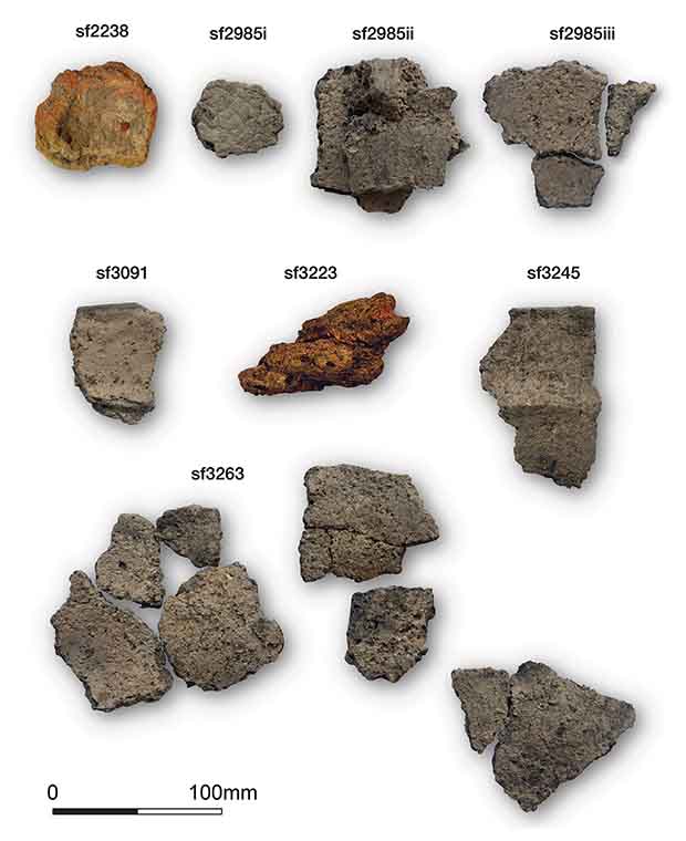 Образцы фрагментов керамических сосудов из британской соляной шахты эпохи неолита. Предоставлено: Стивен Дж. Шерлок / Antiquity, 2021 год.