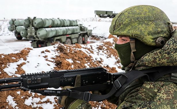 Напряженность между Россией и Украиной нарастает с 2014 года.
