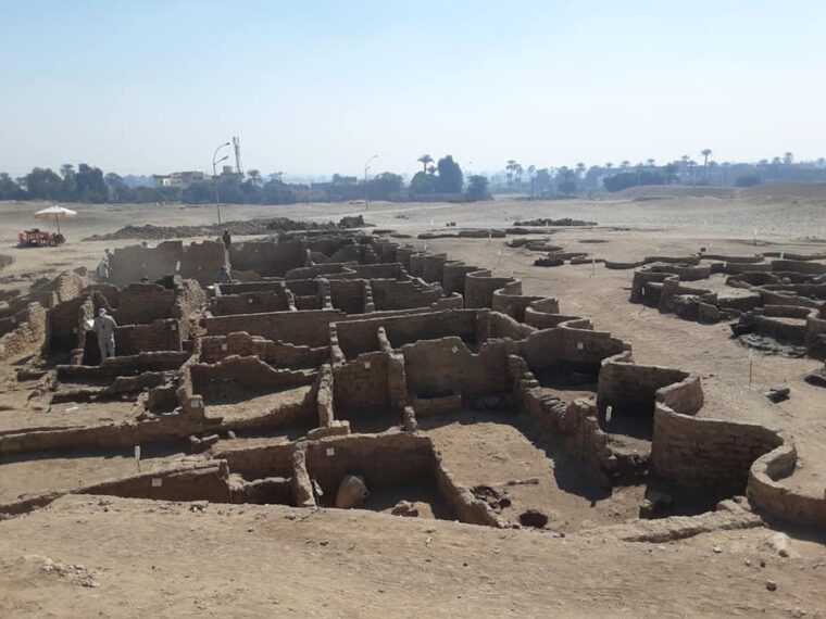 Археологи раскопали 3000-летний затерянный древний египетский город