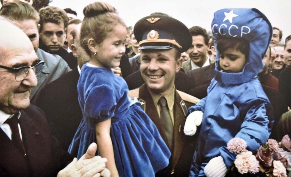 Юрий Гагарин во время XIV Международного астронавтического конгресса во Франции. Париж, сентябрь 1963 г. Фото: MVestnik.ru