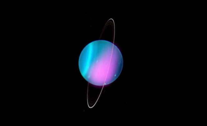 НАСА показало первые рентгеновские лучи с Урана
