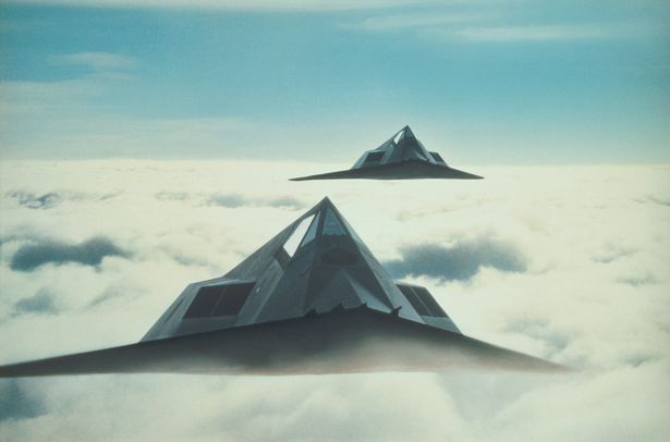 Истребитель Stealth оставался строго охраняемым секретом с момента его создания в середине 70-х годов до его появления в 1988 году.