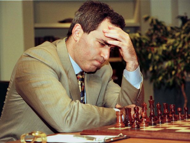 Каспаров поначалу горевал о своей потере, но потом изменил свое мнение об ИИ.