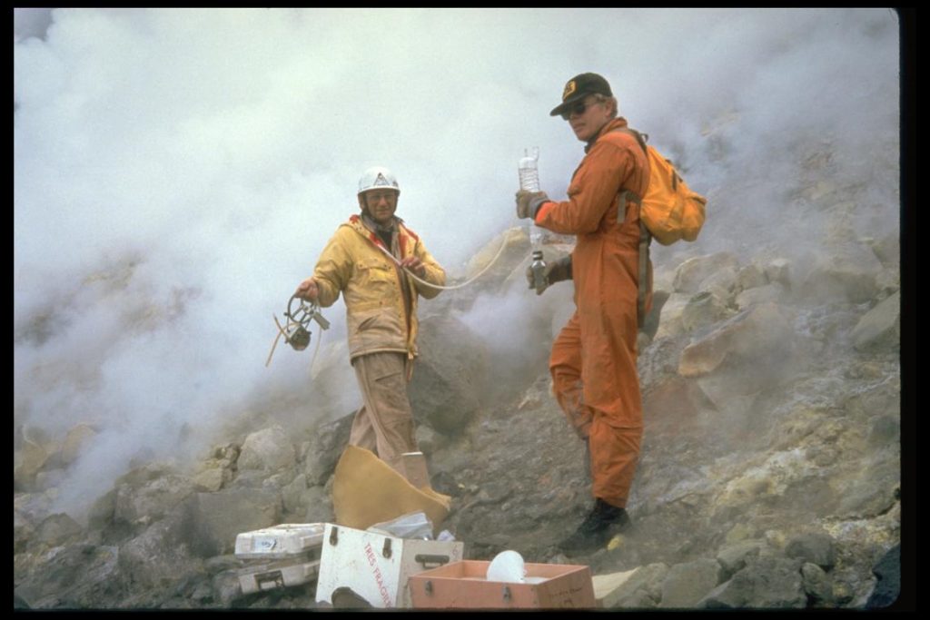 Извержение вулкана Сент-Хеленс, гора Сент-Хеленс, годовщина извержения вулкана Сент-Хеленс
