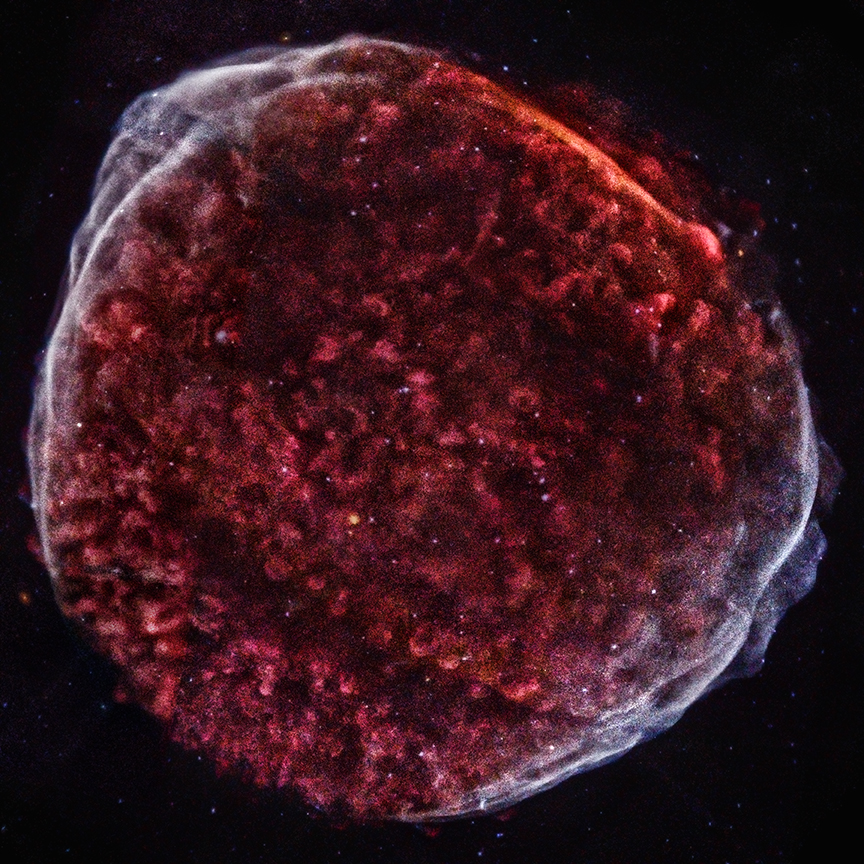 Остаток сверхновой SN 1006 показан на этом изображении Чандры. Объект появился более 1000 лет назад и изучался древними и средневековыми астрономами. Предоставлено: NASA / CXC / Middlebury College / F.Winkler.