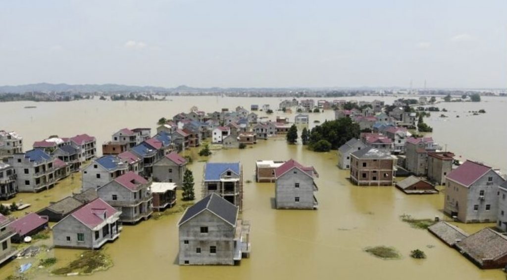 наводнения в Китае в 2021 году, крупные наводнения в Китае в 2021 году, видео наводнения в Китае в 2021 году