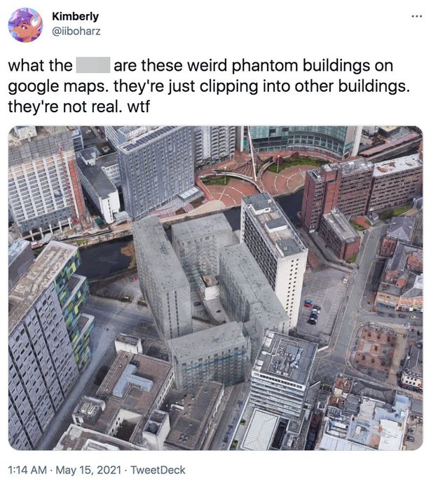 Кимберли не могла поверить своим глазам, когда появились фантомные здания (Изображение: iiboharz / Twitter)