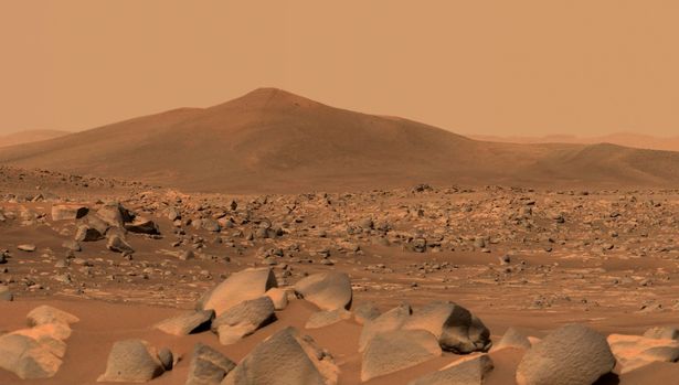 Ученые НАСА нашли доказательства того, что на Марсе могут существовать органические соли