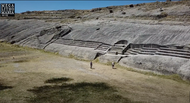Кеньюани: загадочное сооружение на озере Титикака
