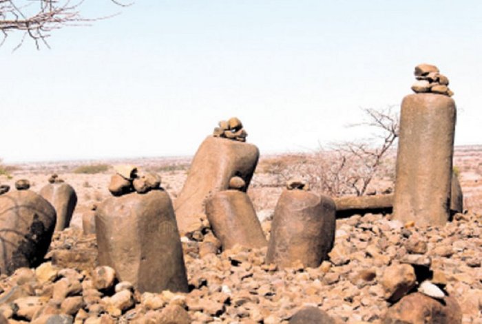 Наморатунга II. Изображение предоставлено: Исследовательский рисунок - Изображение предоставлено: Линч, Б.М. и Л.Х. Роббинс. «Наморатунга: первые археоастрономические свидетельства в Африке к югу от Сахары»