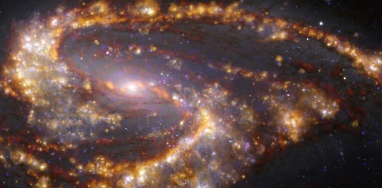Наблюдения за глубоким космосом открывают галактические фейерверки