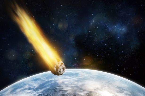 Цифровая иллюстрация астероида, входящего в атмосферу голубой планеты.
