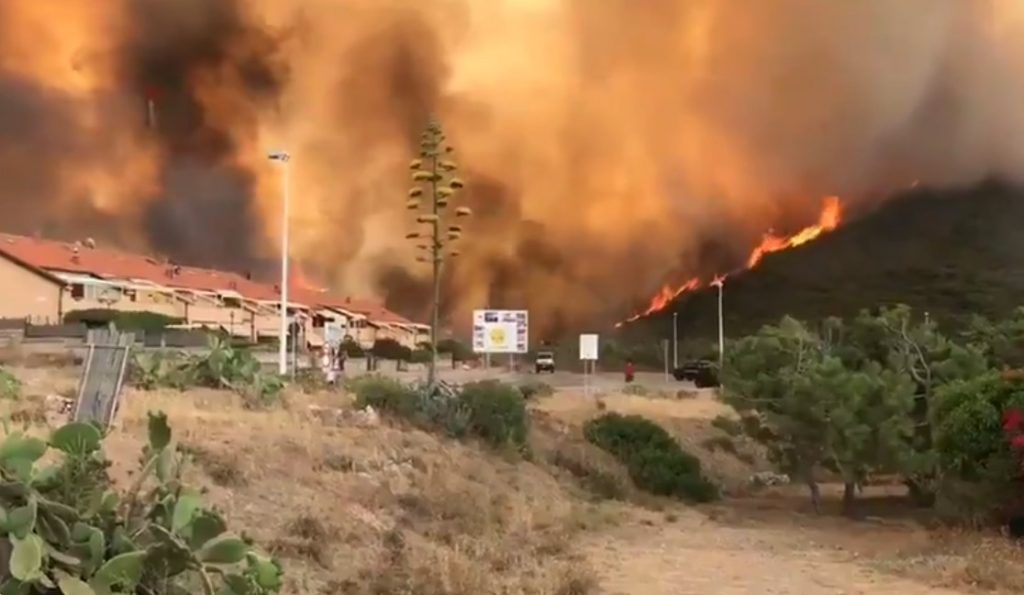 Огонь Сардинии 2021, Огонь Сардинии 2021 видео, Огонь Сардинии 2021 фото