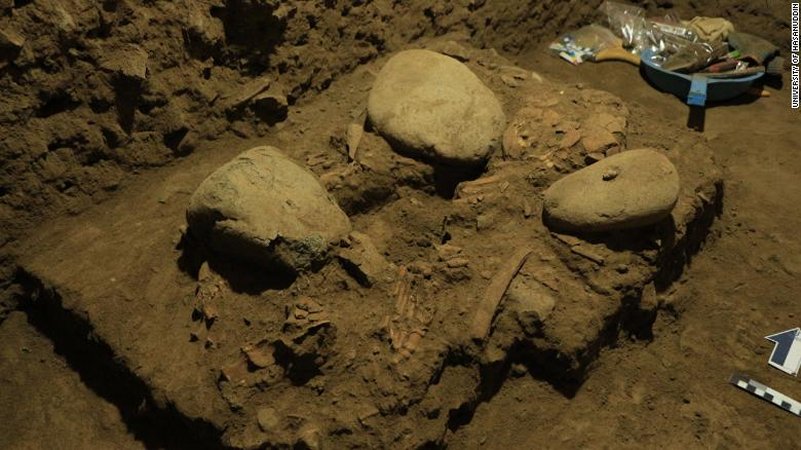 Загадочные тоалицы - останки неизвестных людей, живших 8000 лет назад, обнаруженные в пещере Лианг Паннинге 