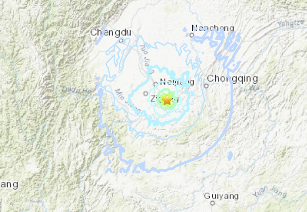 В результате землетрясения магнитудой 6,0 (USGS M5.4) погибли 3 человека в провинции Сычуань, Китай, видео и фотографии – широко распространенное бедствие