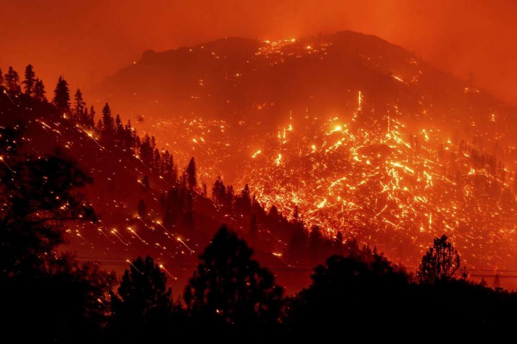 Дикси огонь самый большой в Калифорнии когда-либо