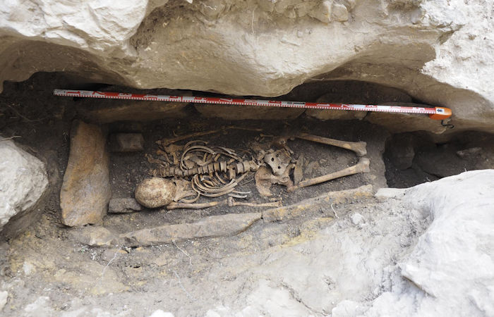 Испано-вестготская могила в Охо-Гуаренья – место упокоения отшельника, искавшего уединения, когда пришли мавры?