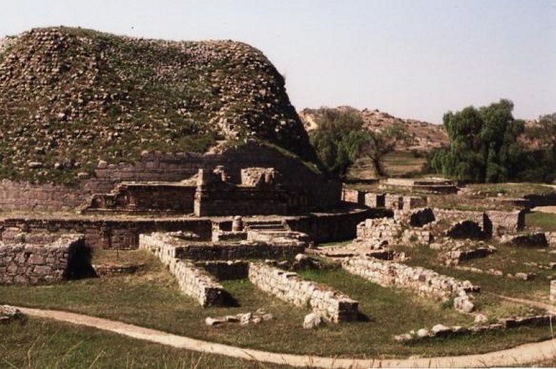 Буддийский монастырь Дхармараджика - руины в Дхармараджике, археологические раскопки Таксила. Находится в древней Таксиле - в провинции Пенджаб, Пакистан. 