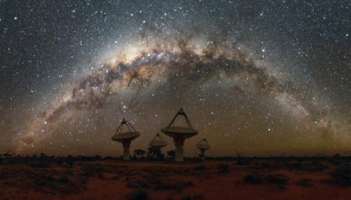 Загадочный радиосигнал рождается из центра Млечного Пути, и эксперты не знают, что это такое