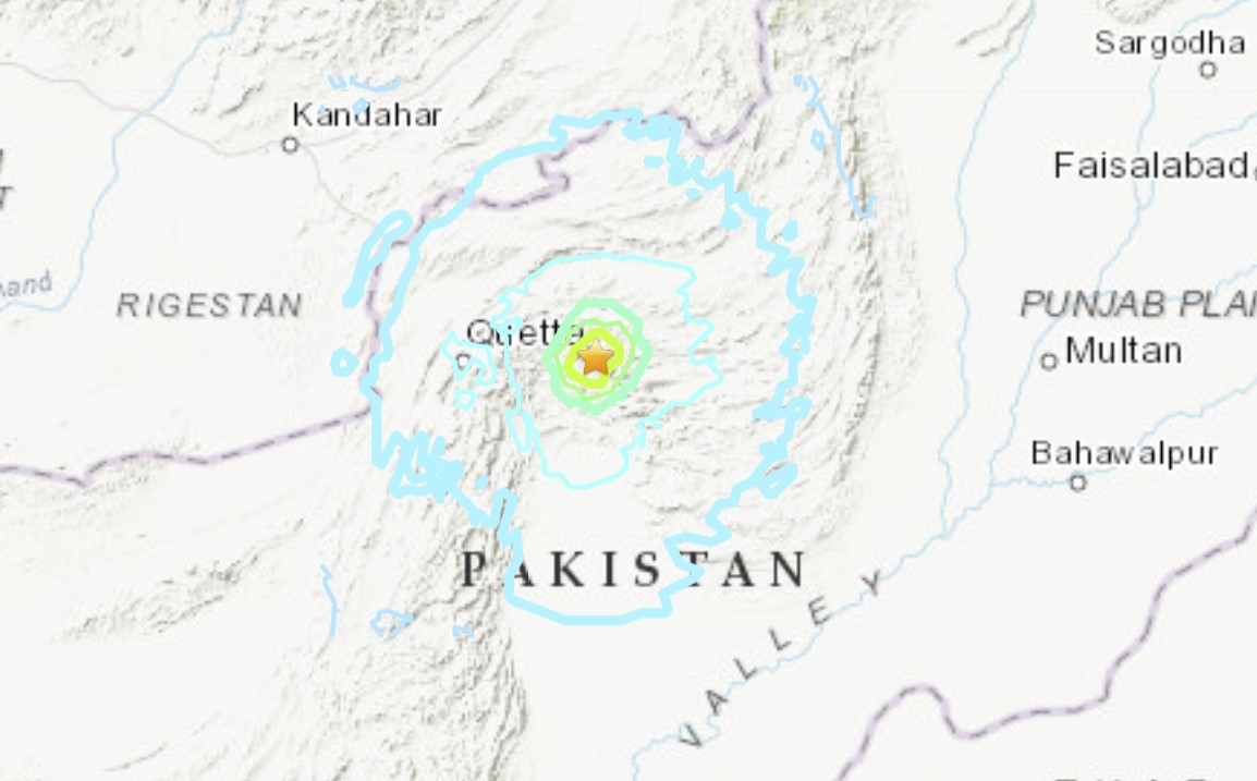 В Пакистане в результате смертельного землетрясения M5.9 погибли 25 человек и более 300 получили ранения