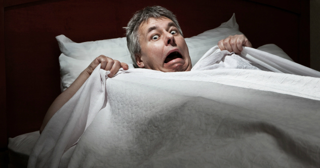 10 теорий жуткого паралича сна