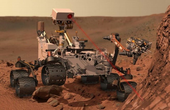 Марсианин — похоже, на красной планете сфотографировали существо (видео)