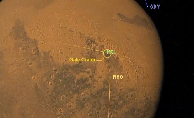 Марсианин — похоже, на красной планете сфотографировали существо (видео)