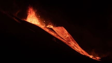 Обновленная информация об извержении вулкана Ла-Пальма на 20 ноября 2021 года в видео и фото